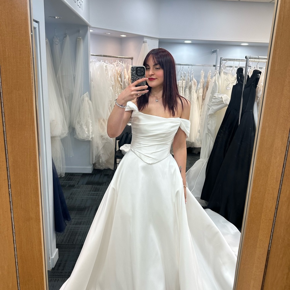 Elegant 3 piece White Wedding Dress
